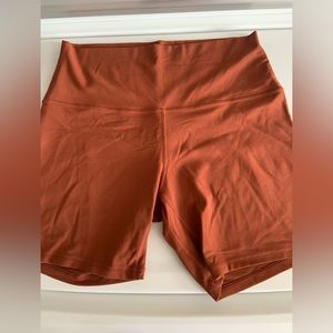 🆕LULULEMON ALIGN 6" shorts